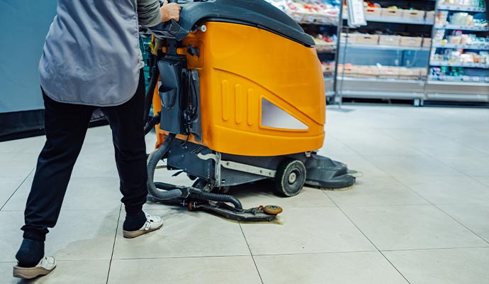 Retail store cleanup service