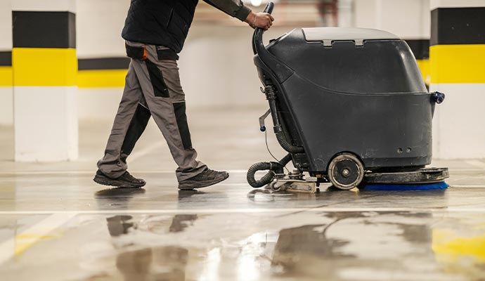 Floor cleaning with scrubber