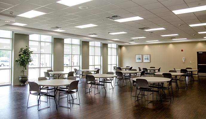 Clean cafeteria